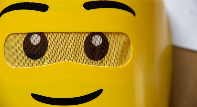 cadeau-de-fin-annee-agence-marketing-lego